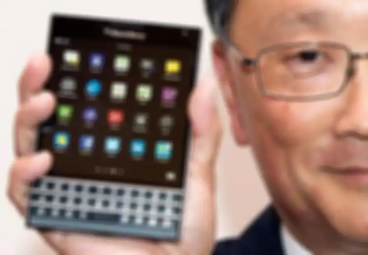 BlackBerry Passport Akan Rilis Akhir September