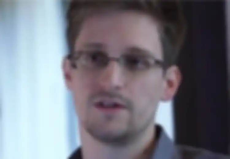 Edward Snowden Bocorkan Kehebatan Mesin National Security Agency (NSA)