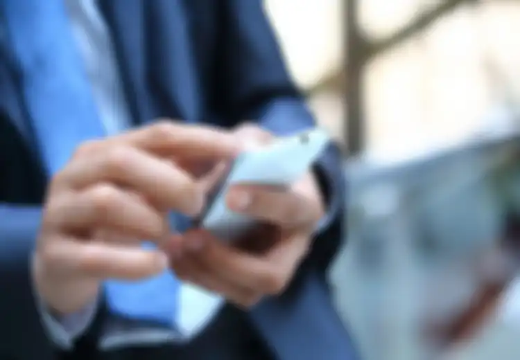 3 Kebiasaan Mengejutkan Orang Jepang Saat Gunakan Smartphone, Nomor 1 Bisa Kita Tiru