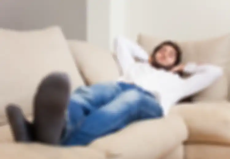 Bergadang Nonton Bola? Hati-hati, Kurang Tidur Membuat Otak Mengkerut
