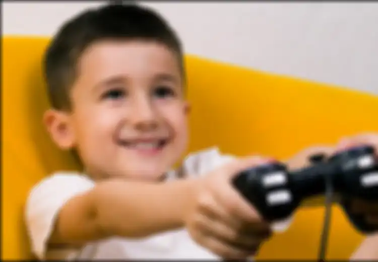 Kenapa Anak Tertarik Main Game?