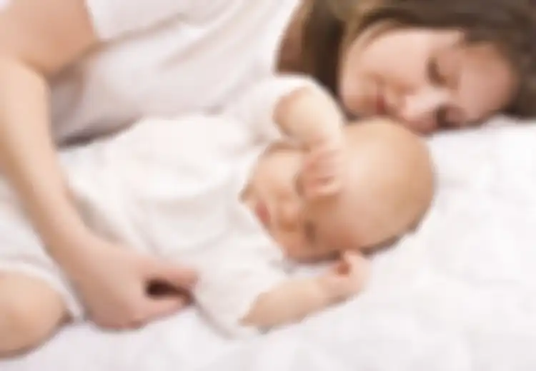 Stres, Ibu Sering Bangunkan Bayi