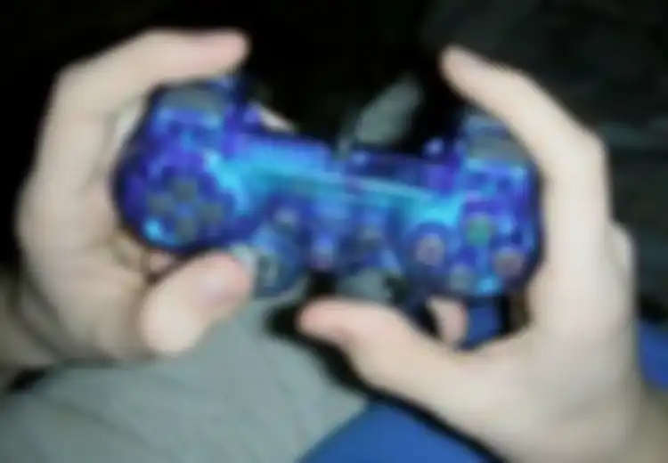 Awasi Tayangan Kekerasan Video Game