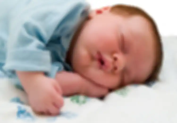 Selain Lapar atau Popok Penuh, Inilah Penyebab Bayi Terbangun di Malam Hari