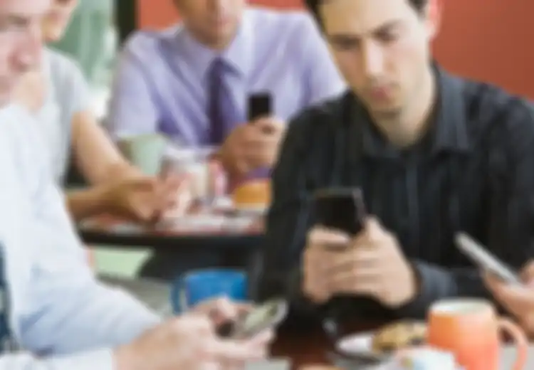 Seminggu Tanpa Smartphone, Orang Bisa Stres