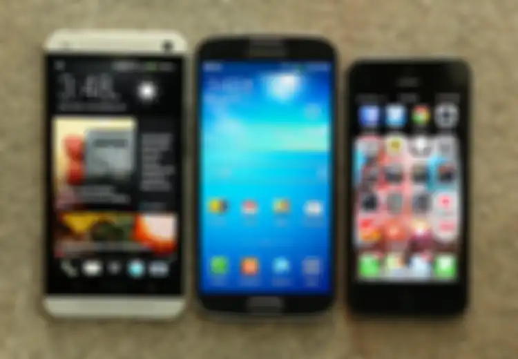 Inilah ‘Borok’ Galaxy S4, iPhone 5, dan One