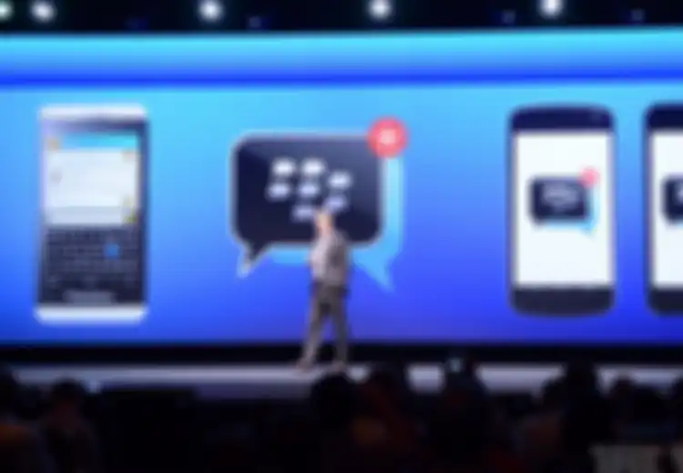 Kenapa BBM untuk Android dan iPhone Ditarik?