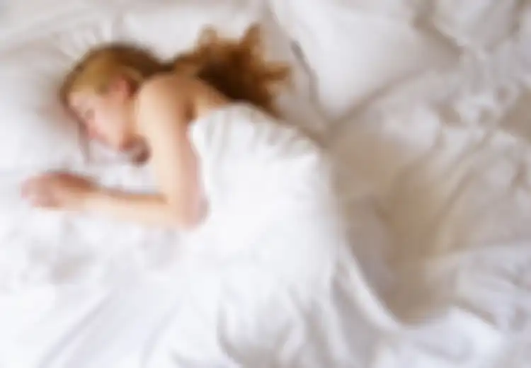 Telanjang Saat Tidur Bantu Langsingkan Tubuh