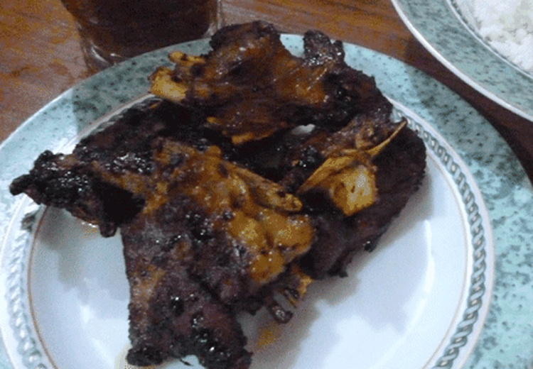 Ingin Menyantap Daging Kambing Tanpa Takut Bau Mulut? Ini Dia Triknya!