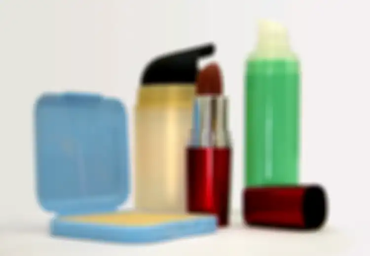 Tips Aman Gunakan Produk Kecantikan