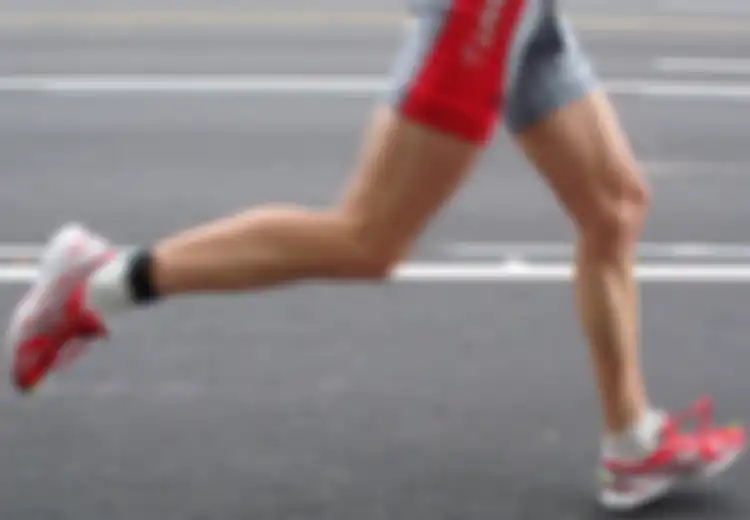 Cegah Nyeri Kaki Saat Joging