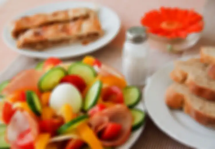 Atur Waktu Makan Biar Langsing