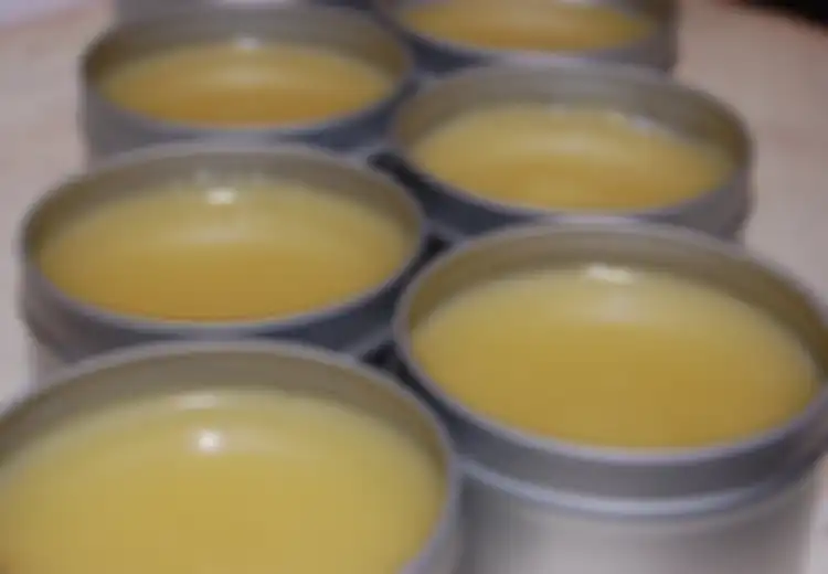Obat Gosok Tak Baik Bagi Bayi