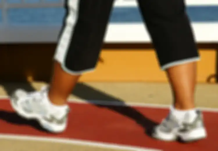 Cara Tepat Memilih Sepatu Jalan