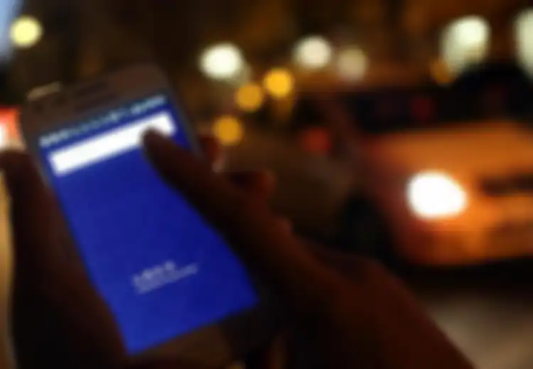 Dianggap Dukung Kebijakan Anti-imigran Trump, Uber Dihapus oleh Lebih dari 200.000 Pengemudinya