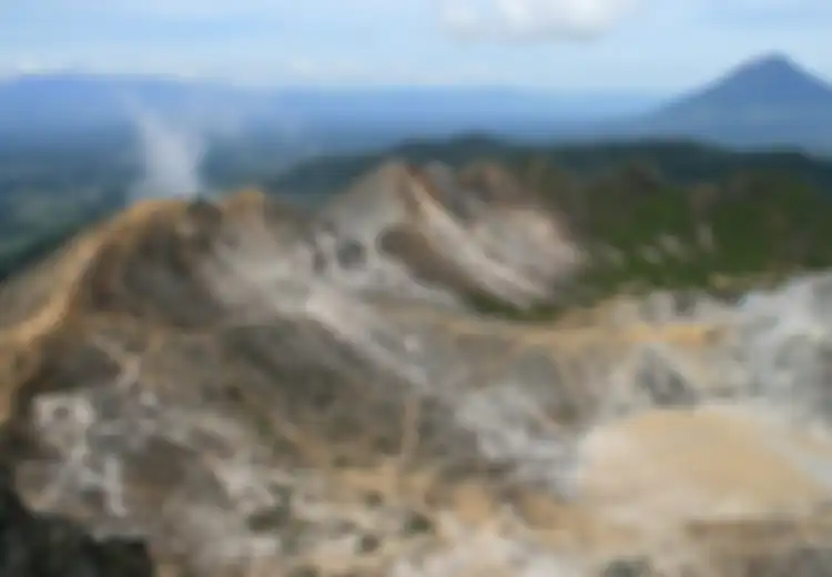 Wisata Karo: Merangkaki Rimba Karo Simalem