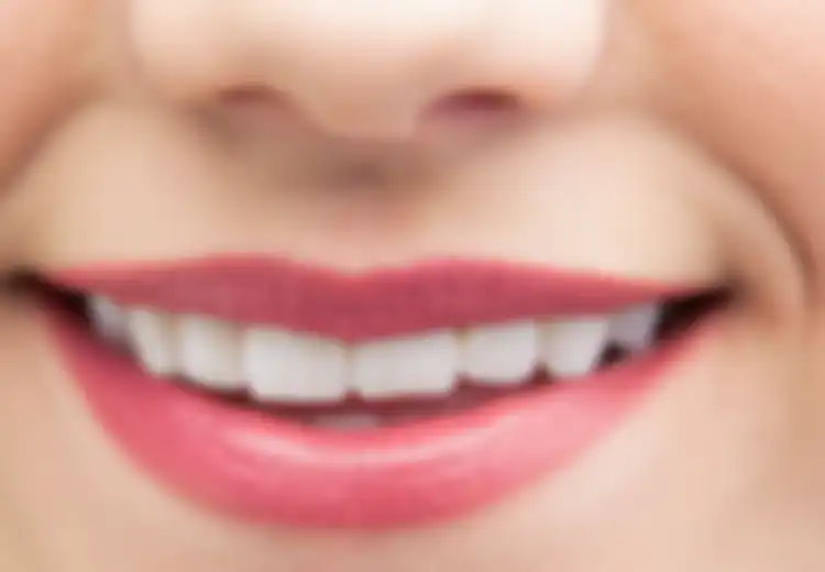 Cara Membuat Bibir Merah Muda, Gunakan Bahan-bahan Ini 