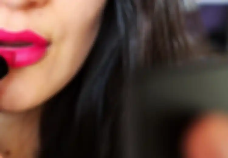 Bukan untuk Menarik Perhatian Pria yang Jadi Alasan Wanita Membeli Lipstik