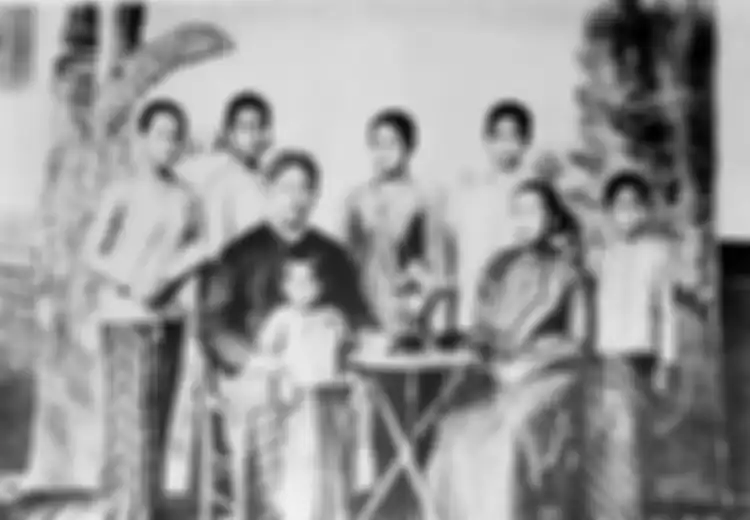 Bukan untuk Gaya-gayaan, Ini Alasan Kartini Ingin Punya Mesin Fotografi Sendiri dalam Suratnya pada Nyonya Abendanon
