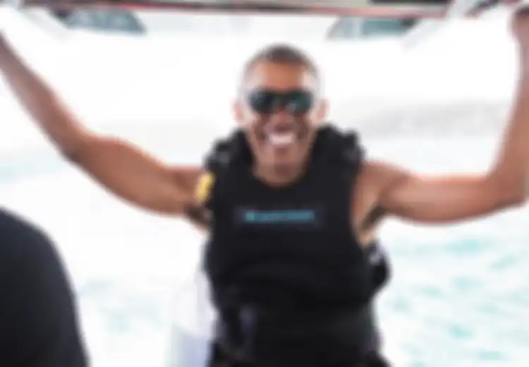 Tujuan Obama ke Indonesia Memang Hanya untuk Berlibur, Namun Tetap Saja Penuh Risiko