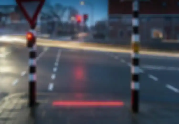 Ingin Selamatkan Pejalan Kaki yang Sibuk Gunakan Ponsel, Teknologi Ini Malah Dianggap Berbahaya