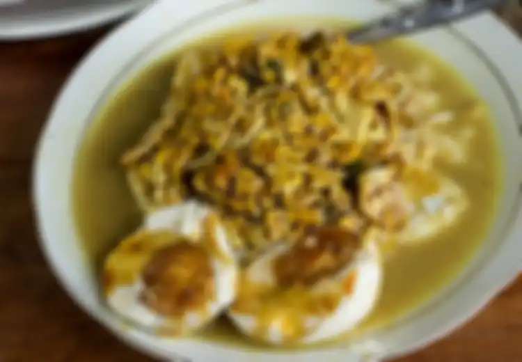Jika Sedang di Malang, Janga Lupa Icip-icip Orem-orem Pak Tik yang Bikin Marem 