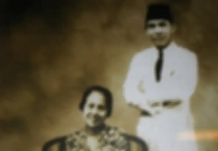 Seperti Ombak Mencintai Pantai, Begitulah Kasih Inggit Garnasih ke Bung Karno yang Berakhir Pilu