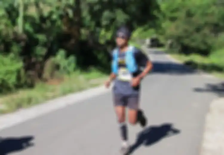 Pernah Disuruh Berhenti Sepakbola karena Punya Stamina Buruk, Pemuda Jember Ini Justru Pecahkan Rekor Lari 27K di Rinjani 100