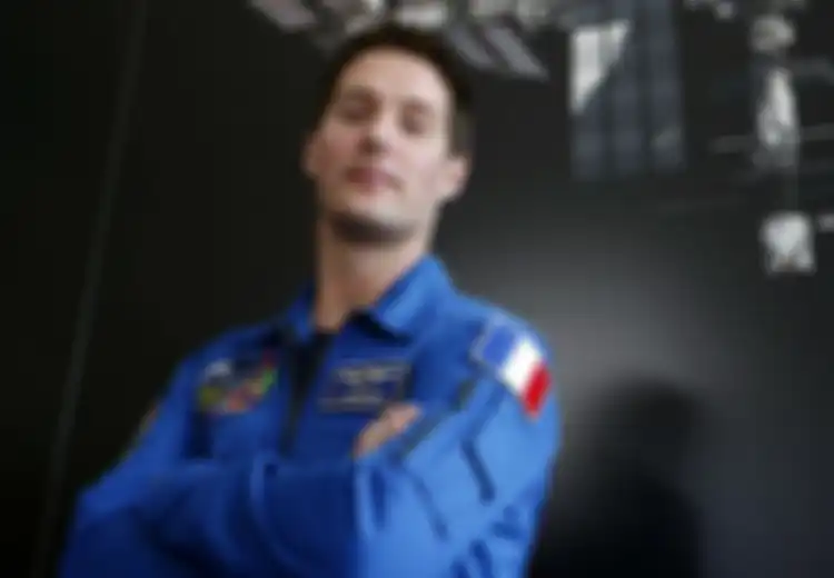 Berada 400 Km dari Bumi, Astronot Ini Tetap Gunakan Hak Suaranya Dalam Pilpres Prancis 2017