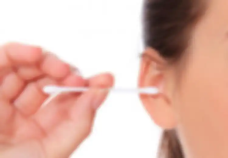 Boleh kok Membersihkan Kotoran Telinga dengan Cotton Bud, Asal Kita Tahu Syaratnya