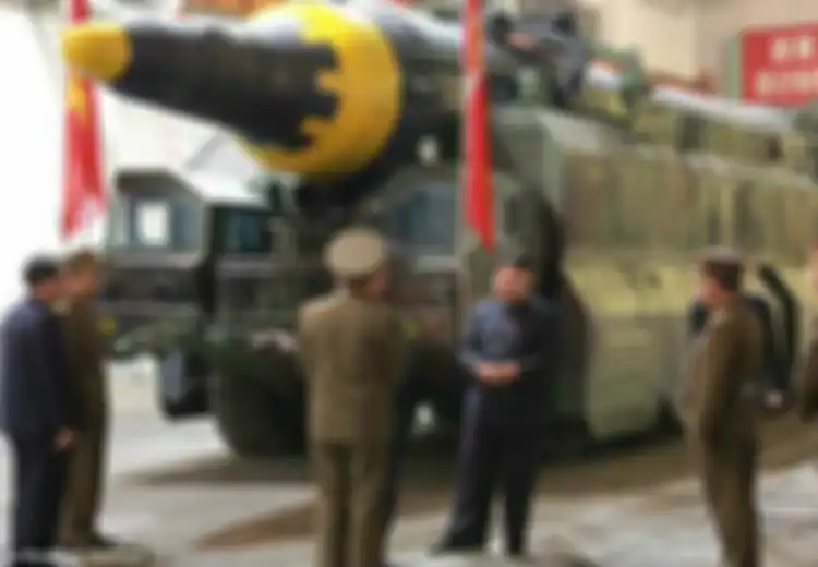 Rudal Balistik Hwasong-12 Kian Membuat Pamor Kim Jong-un Melambung, Sebaliknya Donald Trump Semakin Meredup
