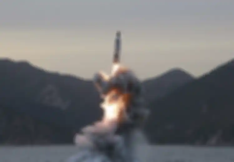 Jika Boleh Jujur, Kegemaran Kin Jong-un Uji Coba Rudal Balistik Juga Membahayakan Penerbangan Komersil