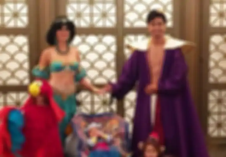 Ini Dia Ayah Siaga! Ia Ciptakan Berbagai Kostum Putri Disney Aneka Rupa untuk Kebahagiaan Keluarganya