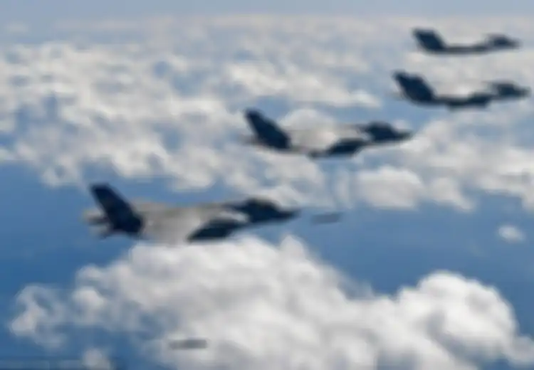 Gertak Korut, Amerika Pamer Pesawat Pengebom Nuklir Paling Mematikan