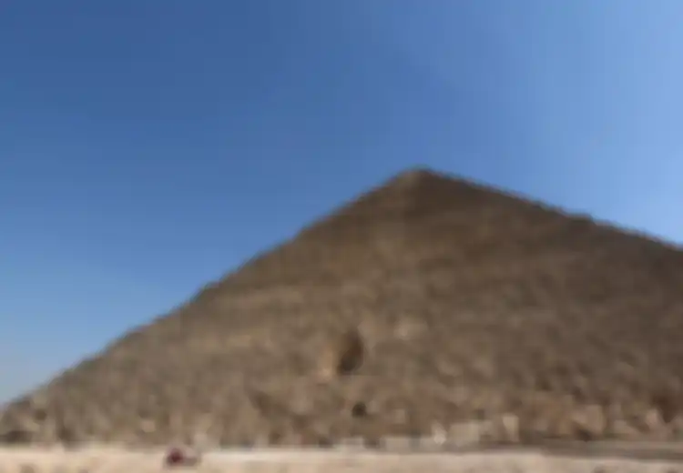 Sekelompok Arkeolog Baru Saja Memecahkan Misteri Piramida Agung Giza, Kuncinya Ada di Gulungan Papirus Kuno
