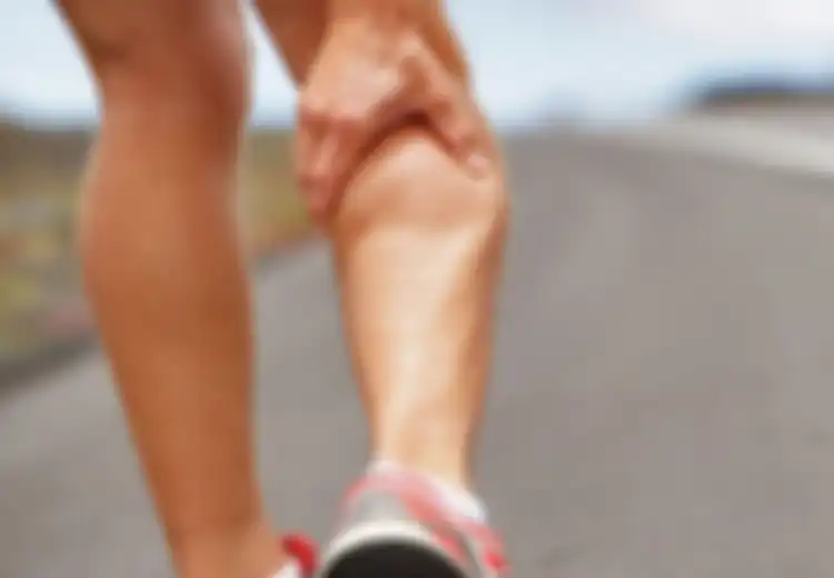 Anda Sering Kram Kaki? Coba Lihat, Mungkin Anda Mengalami 5 Hal yang Menjadi Penyebabnya Ini