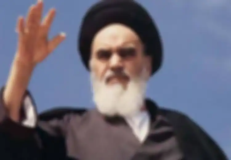 Ayatollah Khomeini, Pencetus RevolusI Iran yang Gigih Memerangi AS dan Israel Sampai Akhir Hayatnya