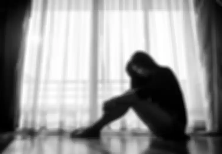 7 Tanda Berpura-pura Tegar dan Kuat Secara Mental