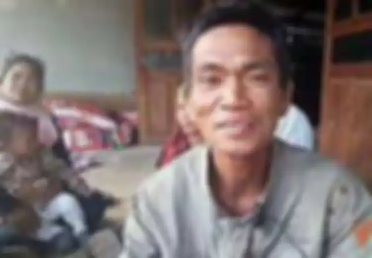 Mengejutkan! Setelah 'Dikremasi', Tiba-tiba Pria Ini Hidup Lagi dan Kembali Pada Keluarganya