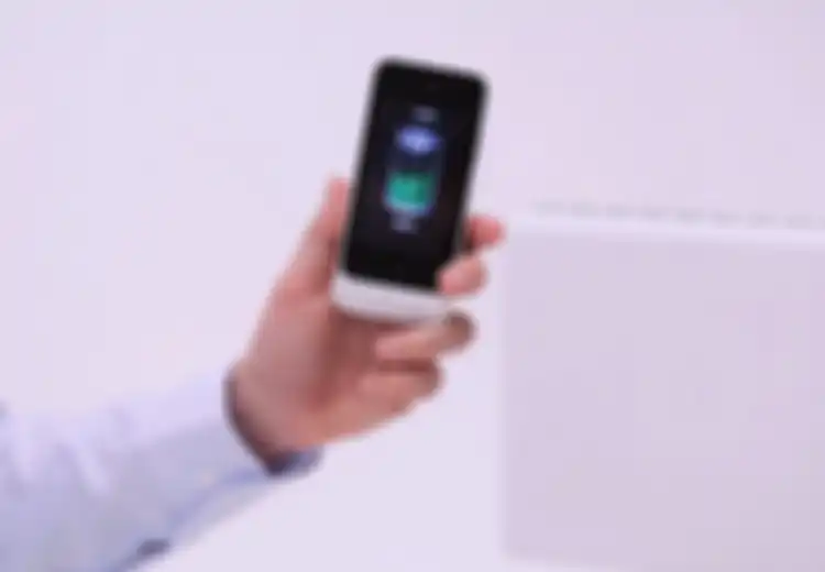 (VIDEO) Mau Nge-charge Ponsel Tanpa Kabel? Tunggulah Sampai Tahun 2018 Nanti