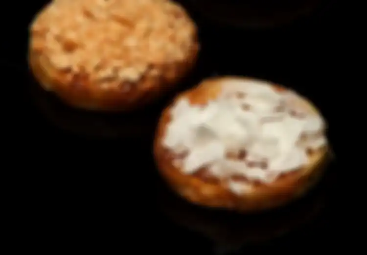 Bikin Bangga! Dua Remaja Ini Sukses Membawa Kue Pancong dan Putu Pandan Jadi Makanan Favorit di New York!
