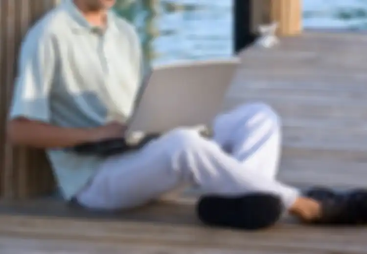 Wahai Pria, Hentikan Kebiasaan Meletakkan Laptop di Pangkuan Jika Tidak Ingin Kesuburanmu Terganggu!