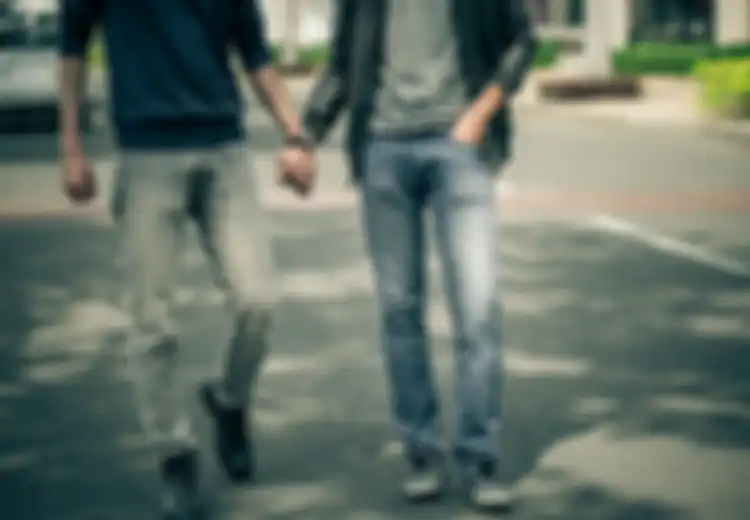 Setelah 6 Tahun Menikah dan Memiliki Seorang Putri, Wanita Ini Baru Tahu Suaminya Seorang Gay. Begini Saran Psikolog untuknya