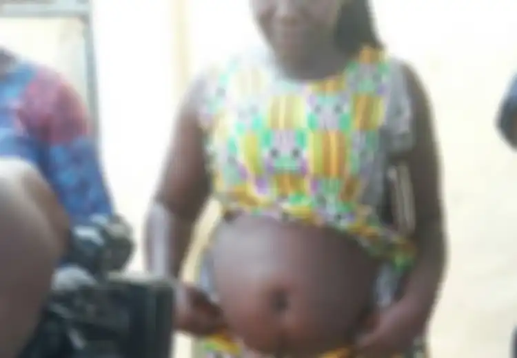 Dengan Ramuan Khusus Dukun Ini Membuat Para Perempuan di Guinea Seolah Hamil, Padahal Itu Berbahaya Bagi Kesehatan