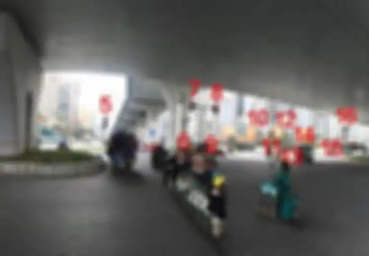 (Video) Persimpangan Jalan di Kota Ini Punya 37 Buah Lampu Merah! Dijamin Pusing Jika Belum Biasa