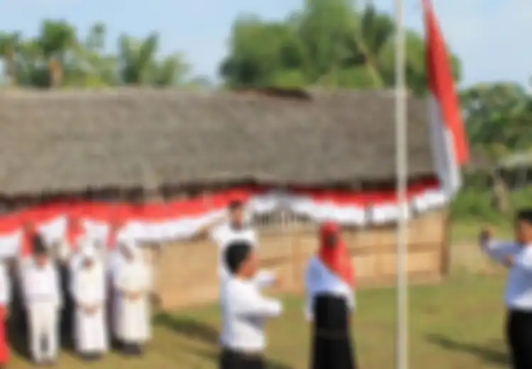 Hanya Karena Telat Menaikkan Bendera Saat Upacara, Siswa SD Ini Dipukul Kepala Sekolahnya