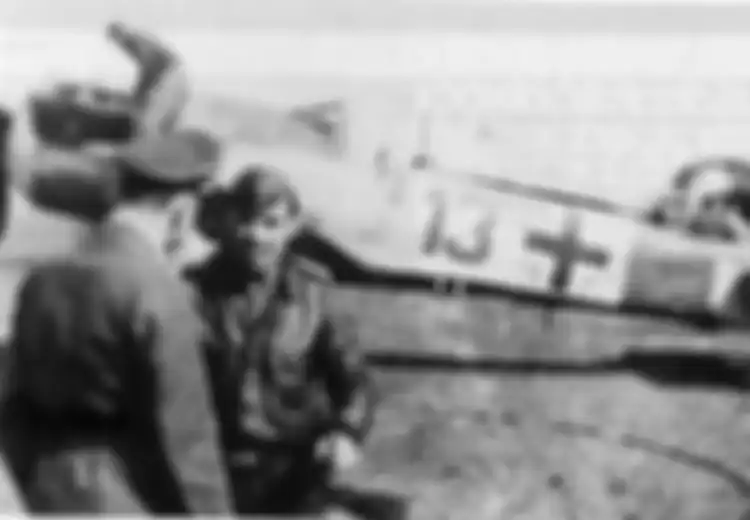 Heinz Bar, Pilot Andal Jerman yang Penuh Keberuntungan, 18 Kali Pesawatnya Ditembak Jatuh, Tapi Selalu Selamat