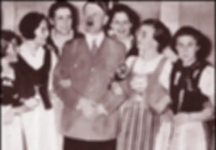 Hitler Nyatanya Tak Terlalu Menyukai Perempuan Jerman dan Hanya Menganggapnya sebagi Mesin Pencetak Anak yang Efektif