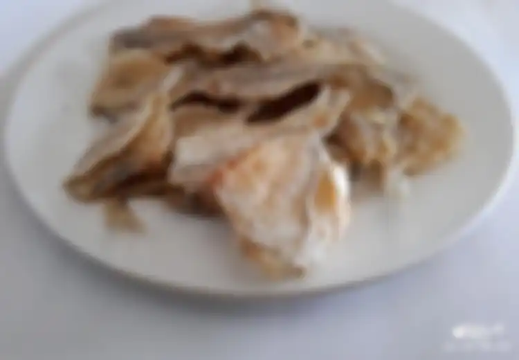 Memang Enak sih Makan Ikan Asin Itu, tapi Hati-hati Bisa Jadi Penyebab Kanker Lho…