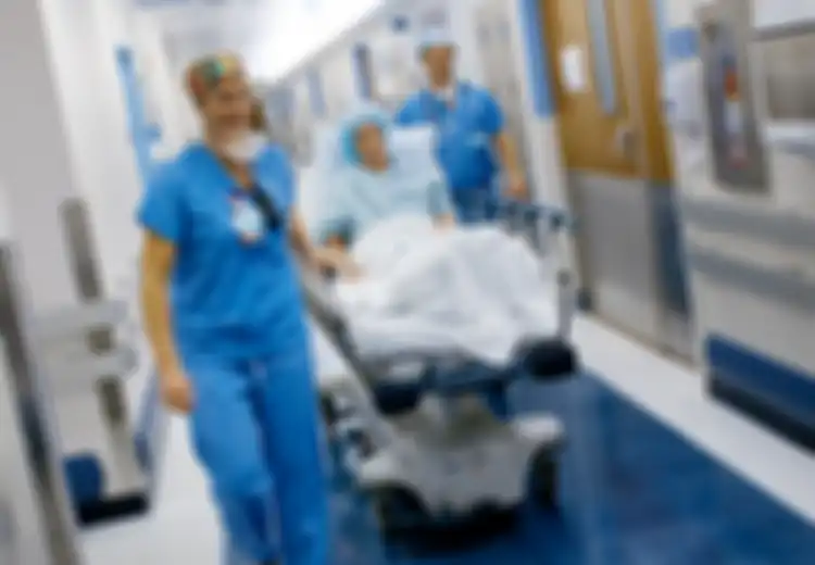 Dulu Dokter Tidak Praktik di Rumah Sakit, Lalu di Mana Dong?
